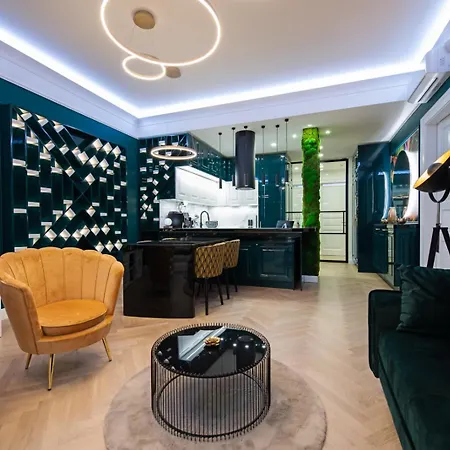 Luxusni Designovy Emotion Se Saunou V Srdci Kralovskych Vinohrad شقة براغ