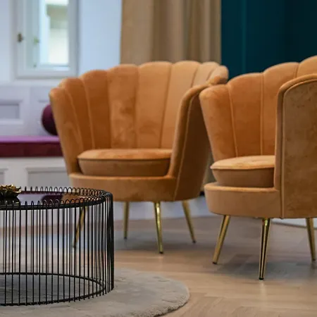 Luxusni Designovy Emotion Se Saunou V Srdci Kralovskych Vinohrad شقة *