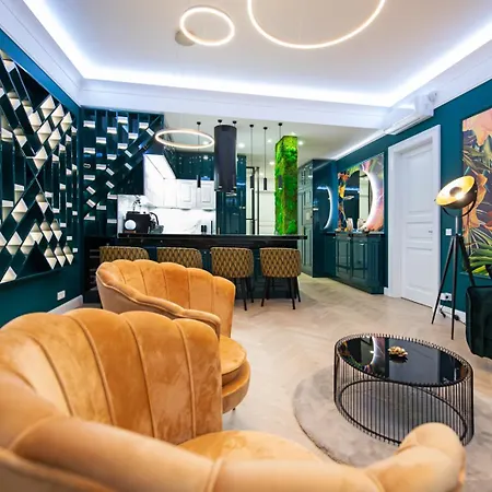 Luxusni Designovy Emotion Se Saunou V Srdci Kralovskych Vinohrad Apartament Praga