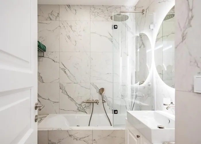 아파트 Luxusni Designovy Emotion Se Saunou V Srdci Kralovskych Vinohrad 프라하